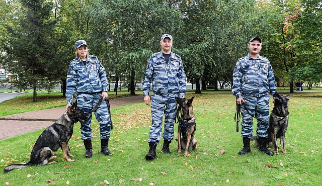 Сотрудники ЦКС УВД по ЮВАО приняли участие в масштабных кинологических учениях